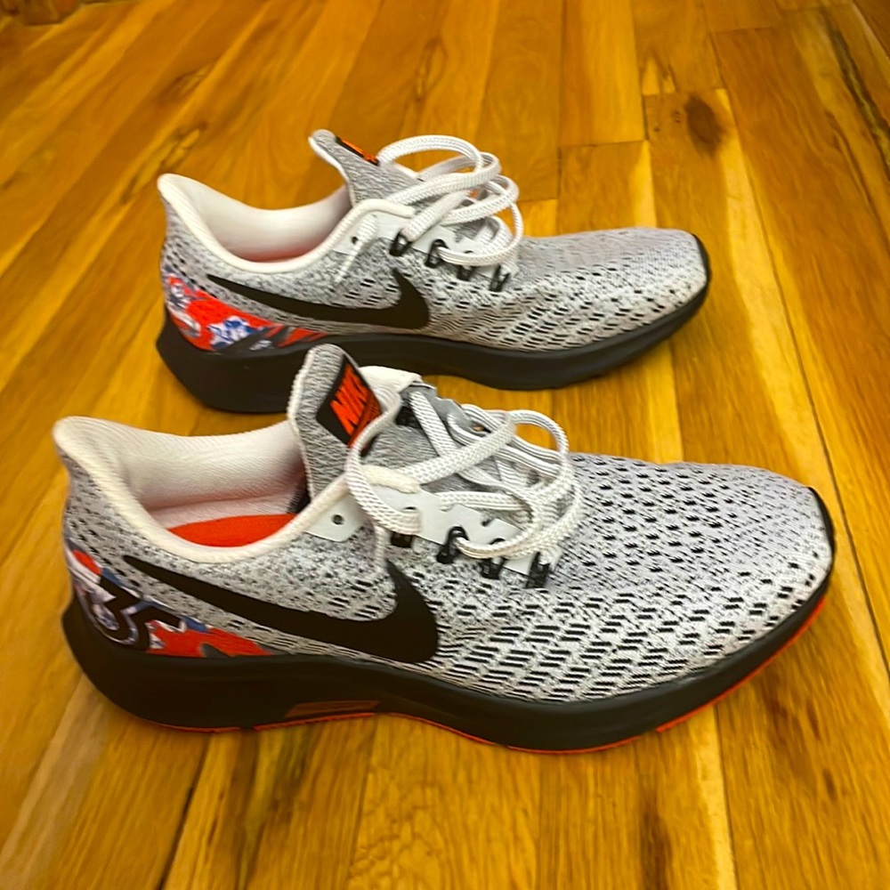 Nike Zoom Pegasus 35 Floral Edition Size 7 / 38 NWOT